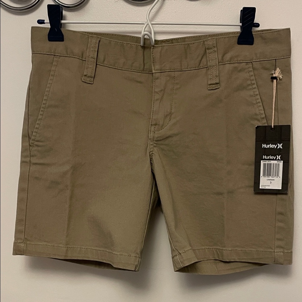 Nwt’s Women’s Hurley Khaki Shorts Size 3